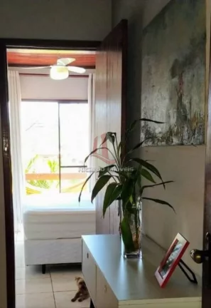 Imagem Casa duplex em condomínio à venda em Cabo Frio