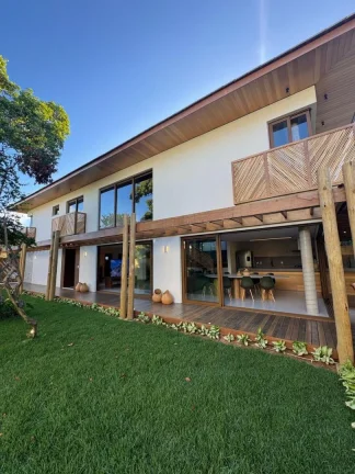 Imagem Imóvel em Condomínio: Casa de 387m² em Praia do Forte - Venda - Praia Bella