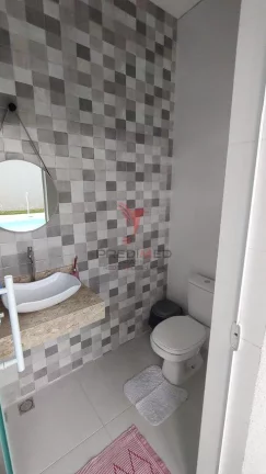Imagem Casa recente, com quintal, área gourmet, churrasqueira,piscina. Bairro clube dos 500