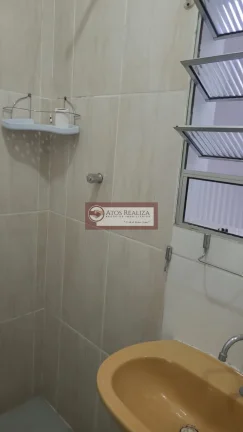 Imagem Casa para alugar na Cidade Dutra, SP: 1 dormitório, sala, cozinha e 1 banheiro. Ótima localização por R$1600/mês!