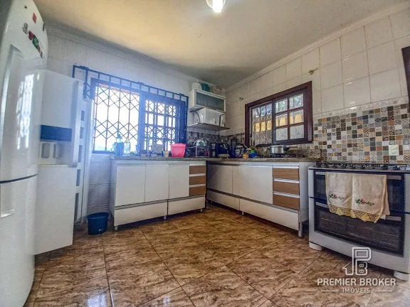 Imagem Casa à venda, 263 m² por R$ 900.000,00 - Fazendinha - Teresópolis/RJ