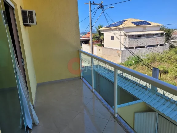 Imagem Casa duplex independente, 03 quartos, Colina do Pero I - Cabo Frio