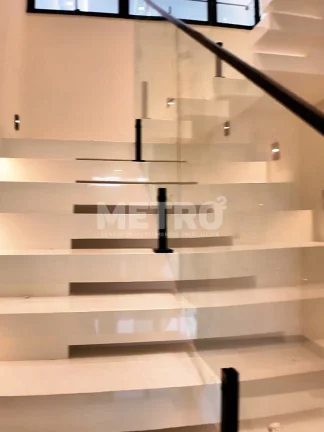 Imagem Casa à venda, Alphaville com 4 quartos, todos suítes, gourmet, piscina
