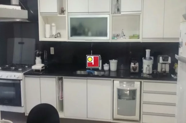 Imagem Vendo AlfaQuality, frontal mar, Praia da Barra, 247m², 3sts, 4 vagas, nascente, alto, segurança, ônibus, clube, tênis, ginásio, piscina, futebol, skat