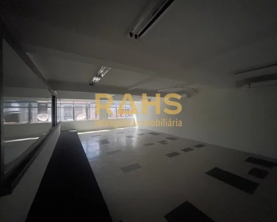 Imagem Para quem está pensando em investir no centro da cidade de Joinville, nós temos essa ótima oportu...