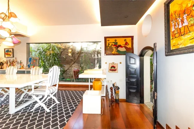 Imagem Casa à venda ou para alugar com 3 quartos, sendo 1 suíte, em Jardim Guedala, São Paulo - SP