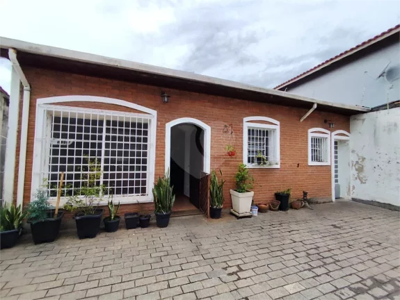 Imagem Sobrado à venda com 6 quartos, sendo 4 suítes, em Butantã, São Paulo - SP
