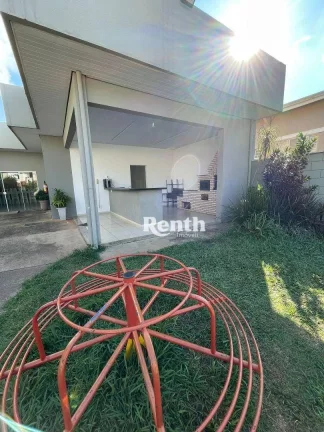 Imagem Sobrado em condomínio com 3 dormitórios por R$ 530.000