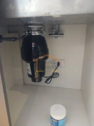 Imagem Apartamento de 87m², reformado, com 2 dormitórios, sendo 1 suite, muito iluminado e arejado. 
Elé...