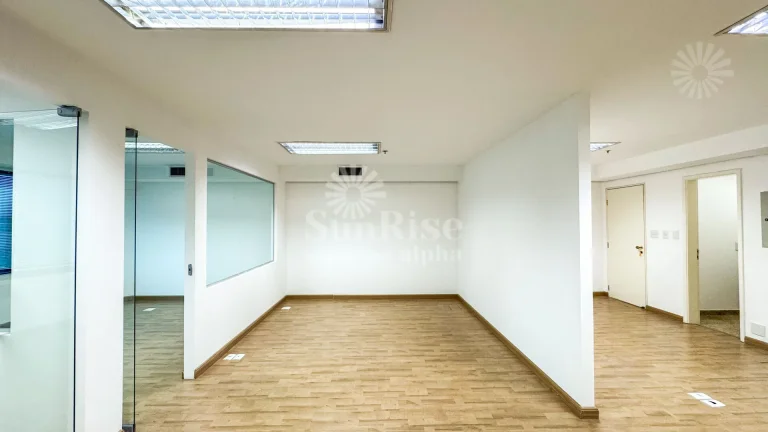 Imagem Sala Comercial para alugar com 91m² e 2 vagas - R$4.457,77 - Eagle Point - Alphaville Industrial - Barueri/SP