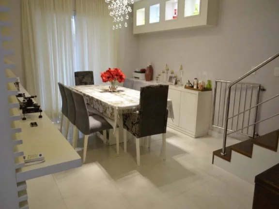 Imagem CASA NO CONDOMÍNIO VILLA DE SEVILHA - FLORES