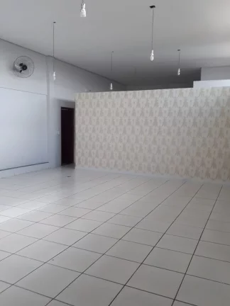 Imagem IMÓVEL COMERCIAL EM EXCELENTE LOCALIZAÇÃO AO LADO DO SESI