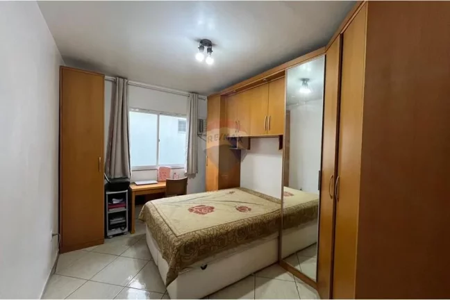 Imagem CASA Á VENDA COM 3 QUARTOS COM 168²m em Jardim Sulacap - Rio de janeiro