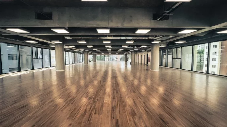 Imagem Alugar escritório corporativo em Pinheiros São Paulo-SP, aluga-se escritórios em Edifício Corporativo Sp