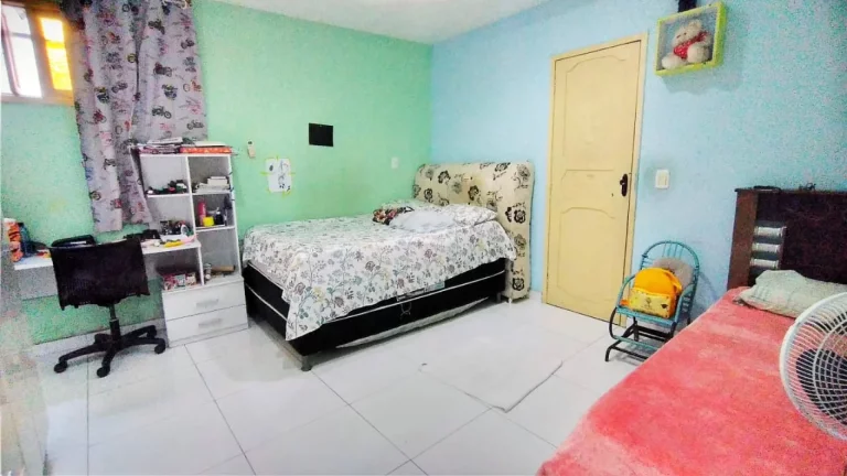 Imagem Casa no Getúlio Vargas - 2/4, Suíte, 2Wc, 145m², 2 Vagas - Confira!