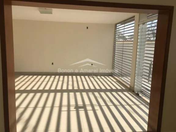 Imagem Casa comercial a venda Jardim Chapadão! 

Próximo a escola de Cadetes, essa casa tem duas entradas...