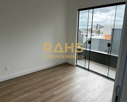 Imagem Se você está procurando localização, bairro nobre, comodidade, esse Sobrado é a opção certa! ...