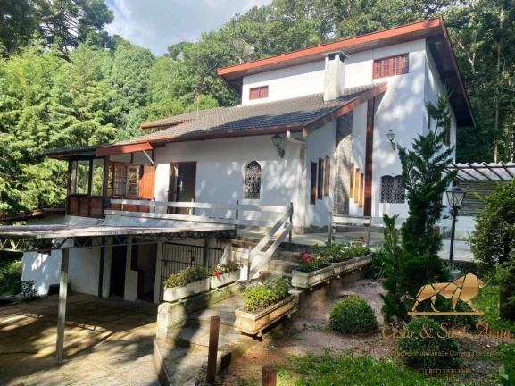 Imagem Casa com 6 quartos a venda em Campos do Jordão