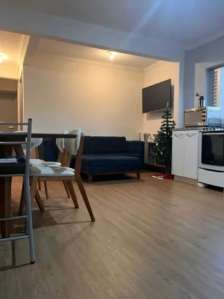 Imagem Apartamento semi mobiliado de 2 dormitórios e 1 vaga de garagem na Vila Real em Balneário Camboriú