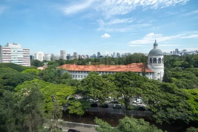 Imagem Sala Comercial de Alto Padrão no Jardim Paulista: 2 salas, 3 banheiros, 3 vagas de garagem, 68m² - São Paulo-SP