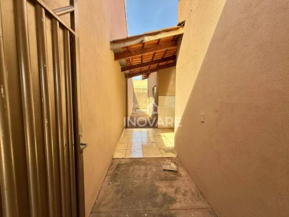 Imagem Casa com 2 dormitórios para alugar, 79 m² por R$ 1.200,00/mês - Dom Velloso - Itumbiara/GO