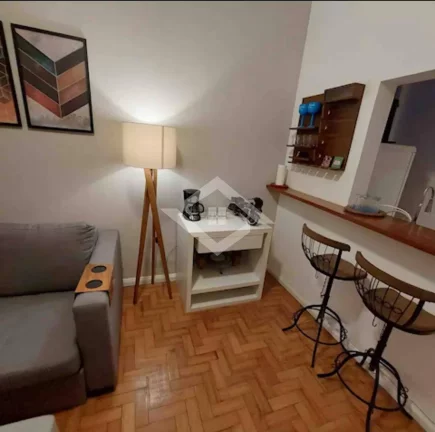 Imagem Apartamento de 1 Quarto Mobiliado no Leblon | Já disponível no Airbnb