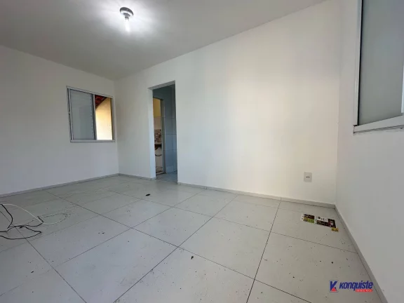 Imagem VENDO CASA 3/4 SENDO UMA SUÍTE -CONDOMÍNIO -SIM
