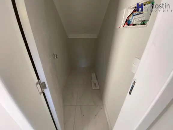 Imagem Sobrado com suíte e dois quarto no centro