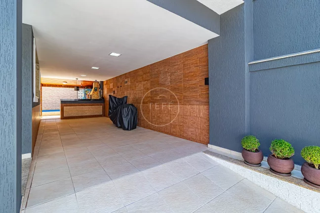 Imagem CASA com PORTEIRA FECHADA e 275m² na TAQUARA - Pronta para sua mudança!