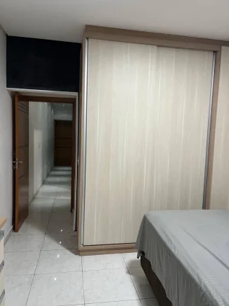 Imagem Sobrado 3 Suites 210 m² 3 Dormitorios sendo 3 Suites 2 vagas de Garagens