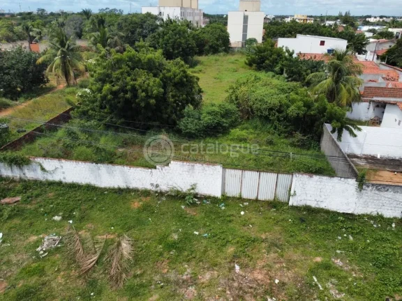 Imagem Terreno à venda no bairro Planalto, Natal: excelente oportunidade de investimento!