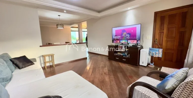 Imagem ...#34;Elegância e Conforto em Cada Detalhe: Sobrado de Alto Padrão em Condomínio Exclusivo...#34;