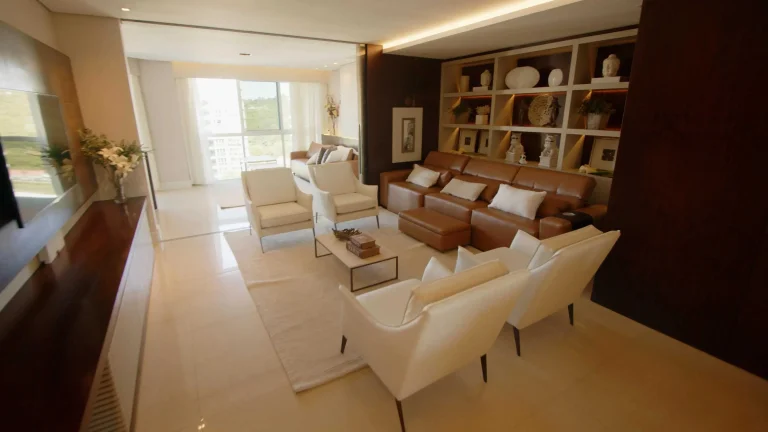 Imagem Apartamento mobiliado com 4 suítes e 3 vagas de garagem na Praia Brava em Itajaí/SC