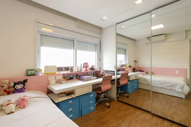 Imagem Apartamento para venda em Jardim Das Perdizes com 4 quartos, sendo 2 suítes , 241m2