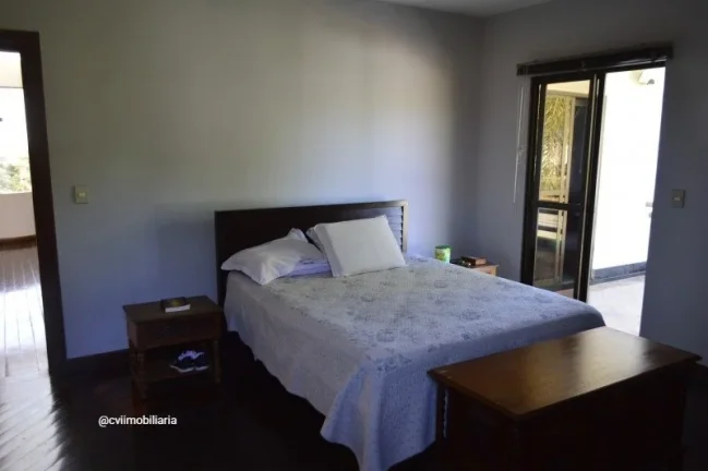 Imagem Descubra essa incrível casa à venda na Avenida Cremona, localizada no bairro Bandeirantes (Pampulh...