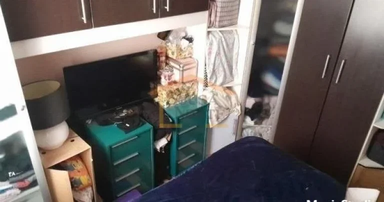 Imagem Apartamento 2 dormitórios, sala, banheiro, cozinha, área de serviço, 1 vaga, 48m².
Moldura de ge...