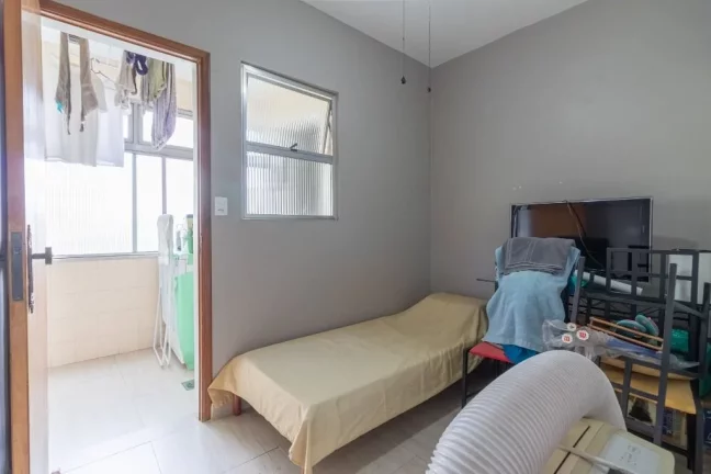Imagem Oportunidade Apartamento Reformado 3 Quartos ,90m² a 200m do Metrô Vila Mariana
