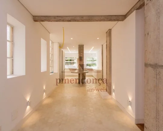 Imagem Apartamento bem amplo, totalmente reformando, tanto hidraulica, com eletrica, pisos e armarios, livv...