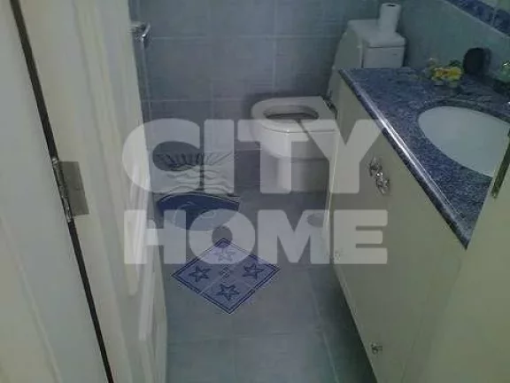 Imagem Cobertura com 380m² na Vila Nova Conceição. Amplo living em madeira tábuas de ipê em "L" para 0...