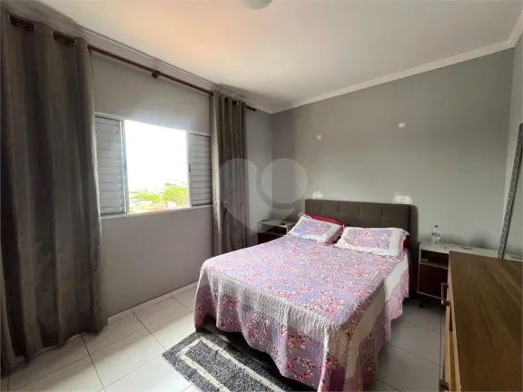 Imagem Casa para alugar com 3 quartos em CAMPO LIMPO, São Paulo - SP