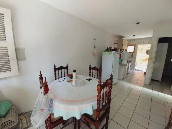 Imagem (CA8245) Uma casa medindo 47,55m² localizada na Messejana