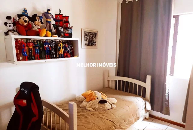 Imagem Cobertura Duplex à Venda Semi Mobiliado com 04 Dormitórios sendo 01 Suíte com Sacada, Terraço e sacada com Churrasqueira a Carvão, localizada no Centro em Balneário Camboriú - SC