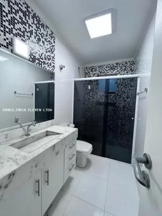 Imagem Sobrado para Venda em Guarulhos / SP no bairro Vila Carioca