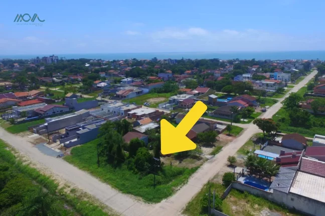 Imagem TERRENO ESQUINA Balneário CAMBIJU ! Pouca Vegetação Avenida Hercilio Luz x Avenida Felipe Schimidt