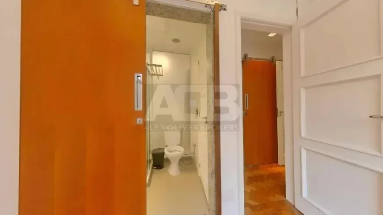 Imagem Apartamento de 2 quartos à venda no Leblon, 67m2, 1vga, na Bartolomeu Mitre