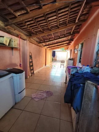 Imagem Casa/Terreno à venda, 420 m² de terreno, frente a avenida, em Vila São Tomaz, Aparecida de Goiânia/GO