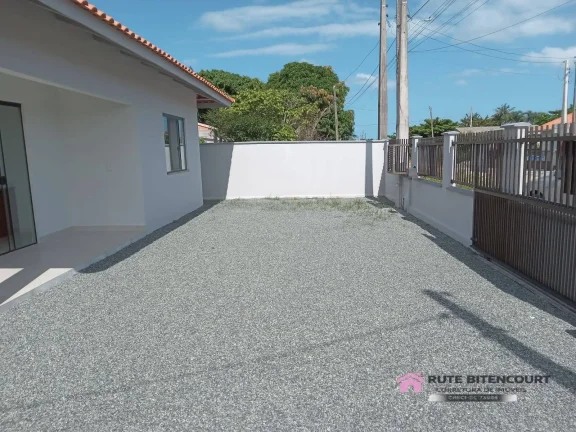 Imagem Excelente Casa Em Alvenaria Mobiliada - Salinas- Balneário Barra do Sul -SC