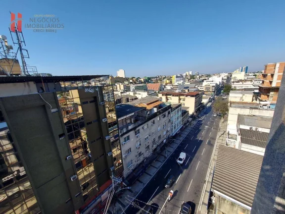 Imagem Sala comercial com 35m²na esquina com a Av. Brigadeiro Lima e Silva.