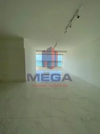 Imagem Lindo apto na Av Gil Veloso, sol da manhã, de frente p o mar da Praia da Costa. Com 250m2,Sendo 4 q...