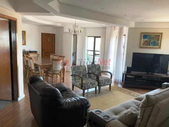 Ótimo Apartamento à Venda no bairro Vila Valparaíso em Santo André
